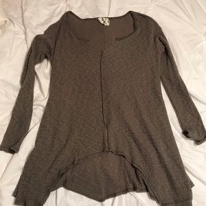 Basic Long Sleeve Tee